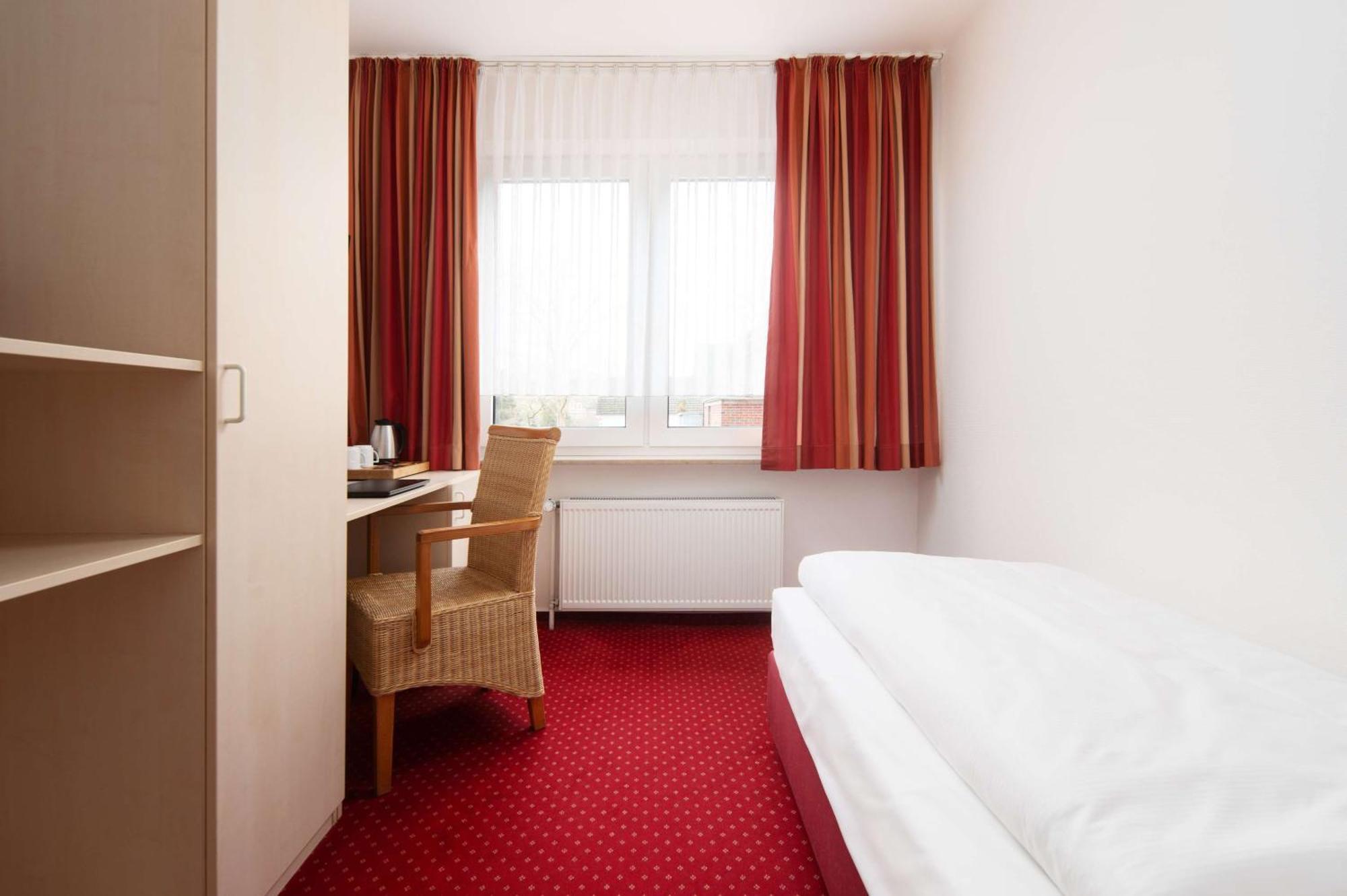 Best Western Hotel Heide Oldenburg Esterno foto