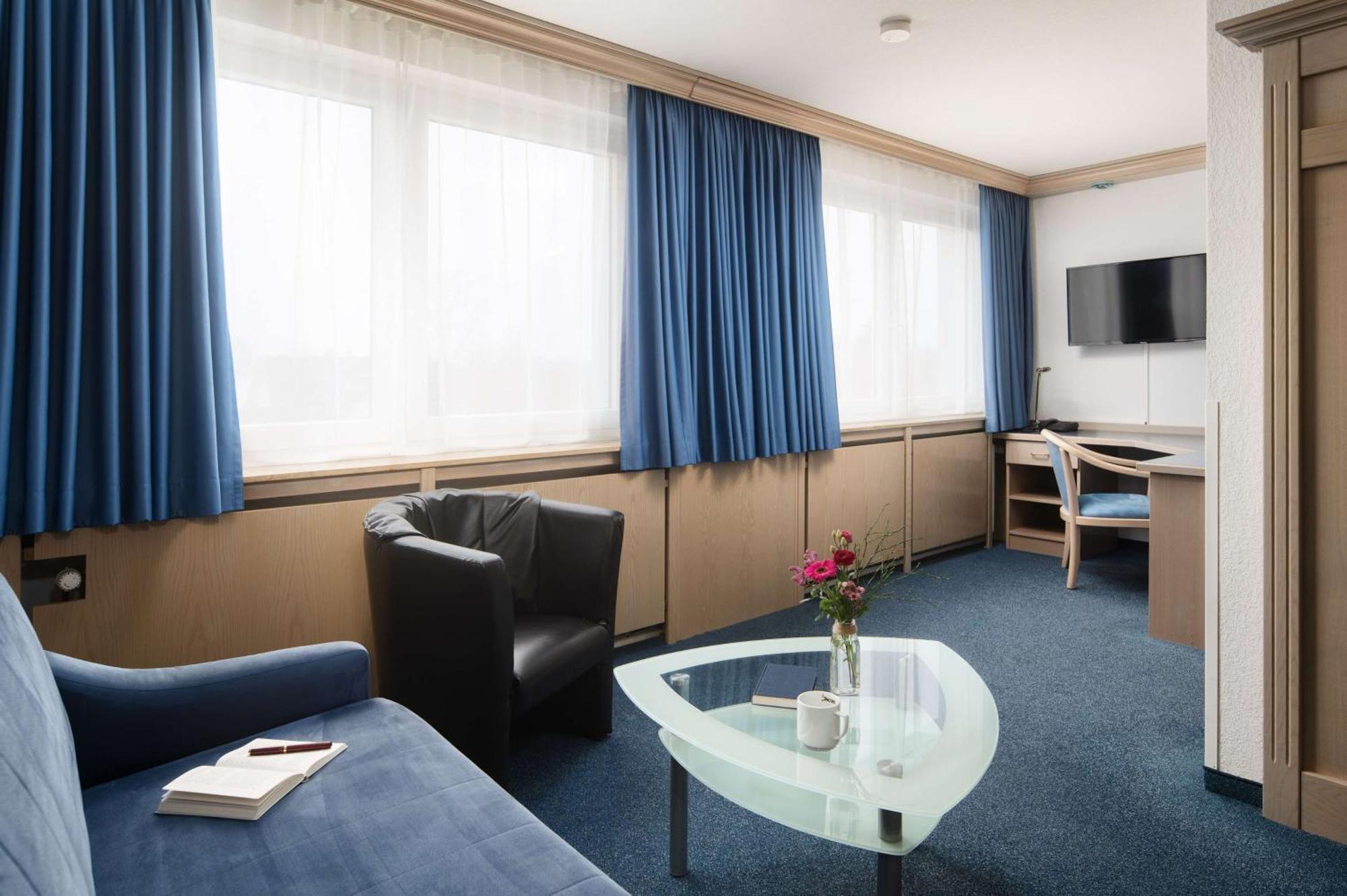 Best Western Hotel Heide Oldenburg Esterno foto